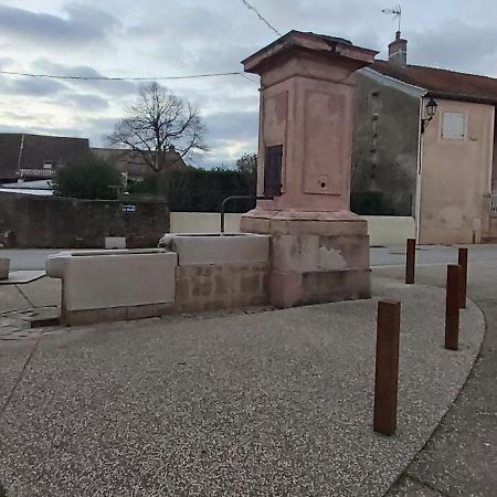 Le Gite Et Puits C'Est Tout Prety Luaran gambar